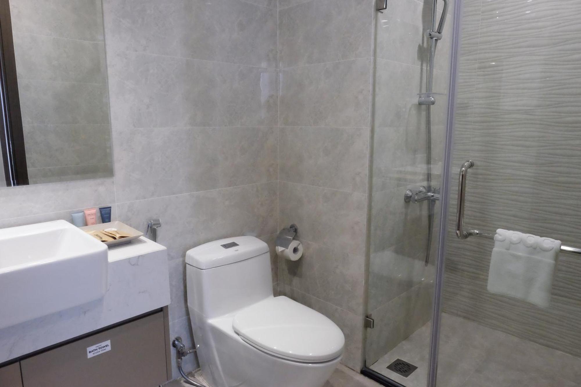 Aspaces Serviced Apartments - Vinhomes West Point Hanoi Buitenkant foto