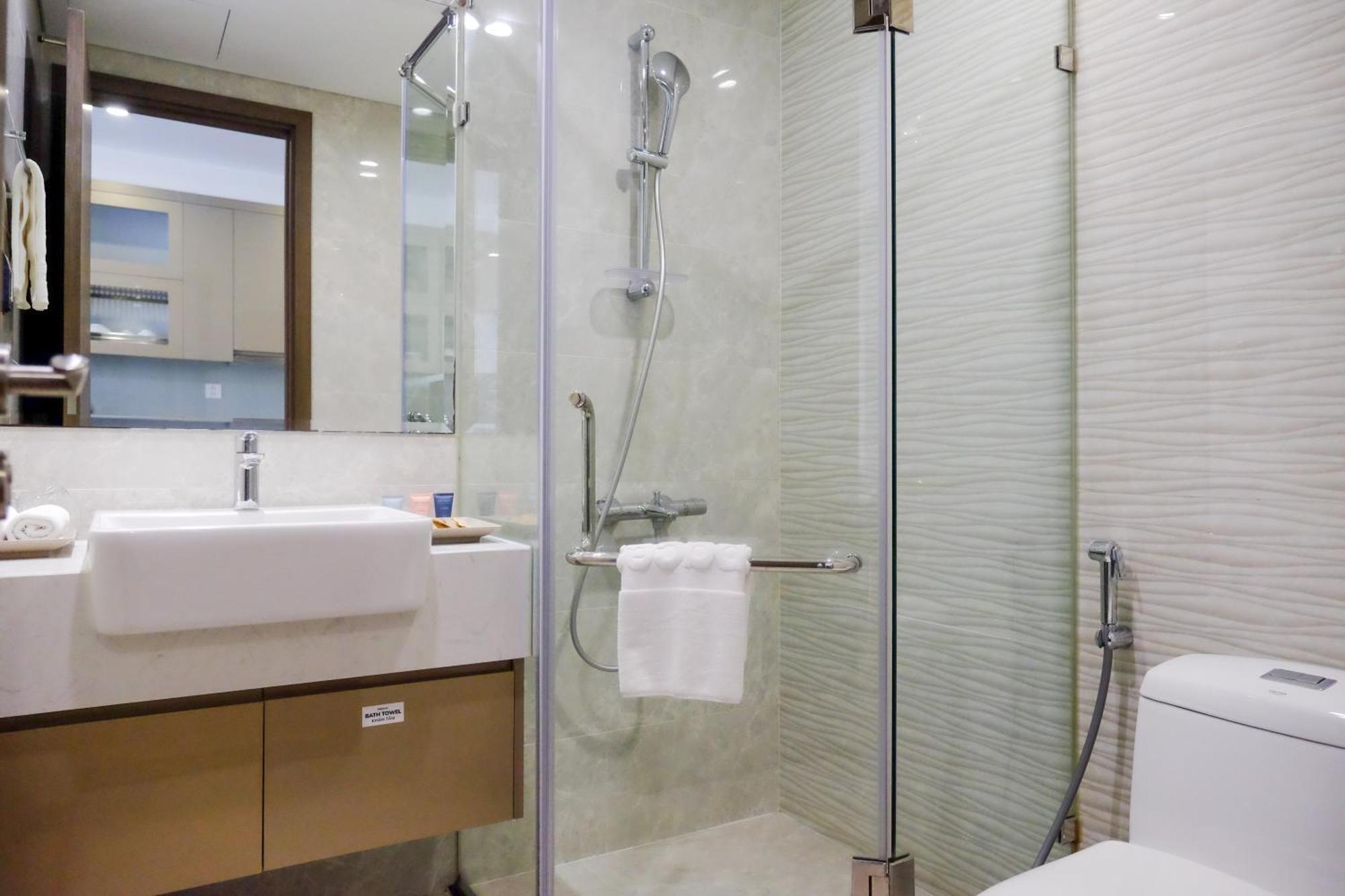 Aspaces Serviced Apartments - Vinhomes West Point Hanoi Buitenkant foto
